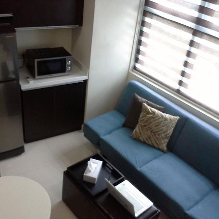 Eton Parkview Apartment Makati City Exterior photo