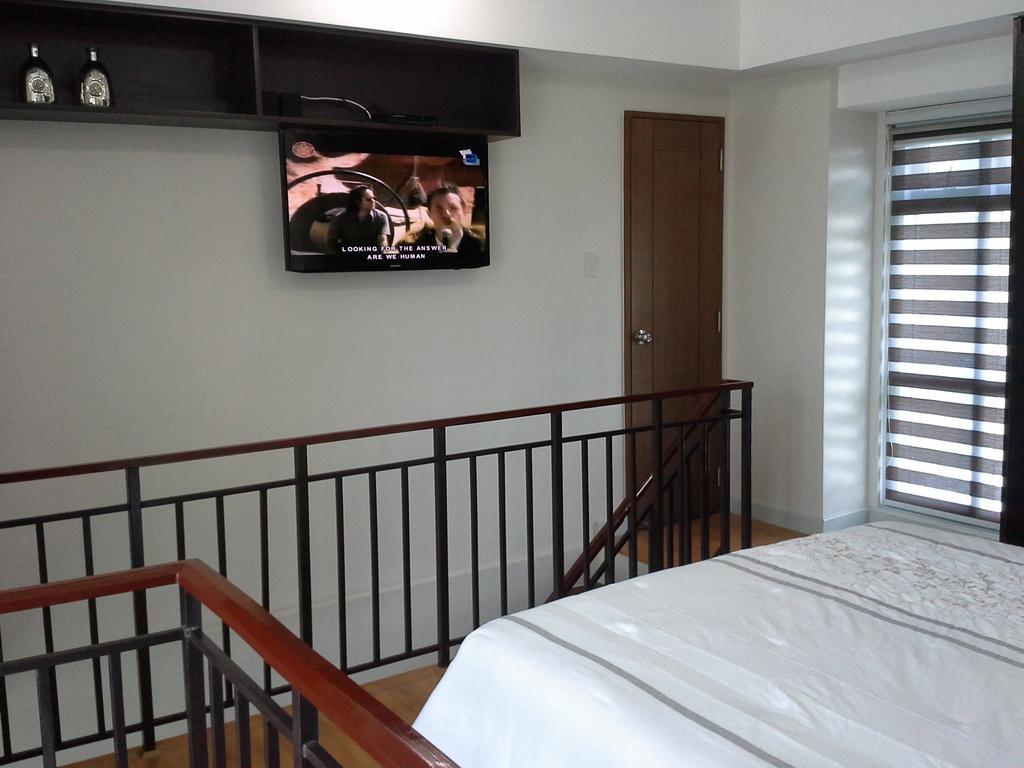 Eton Parkview Apartment Makati City Exterior photo