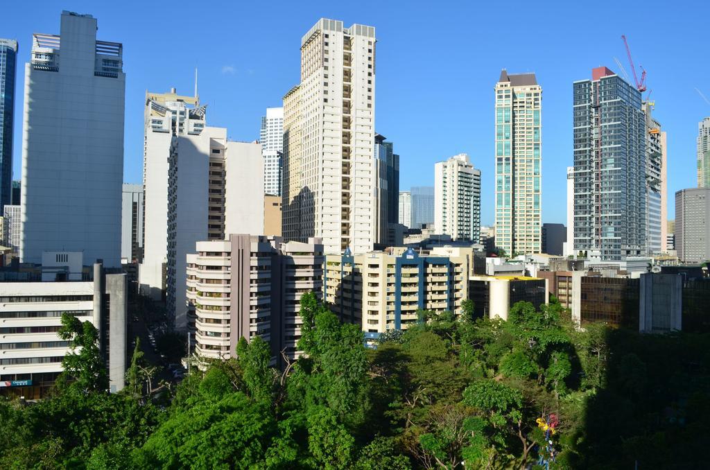 Eton Parkview Apartment Makati City Exterior photo